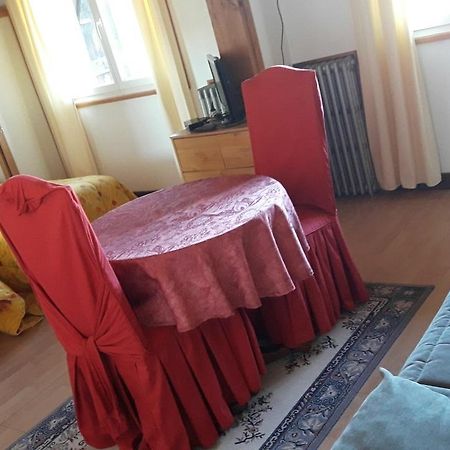 Hotel Le Chalet Sembadel エクステリア 写真