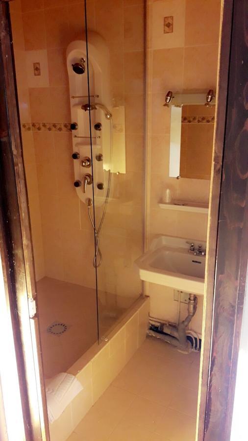 Hotel Le Chalet Sembadel エクステリア 写真