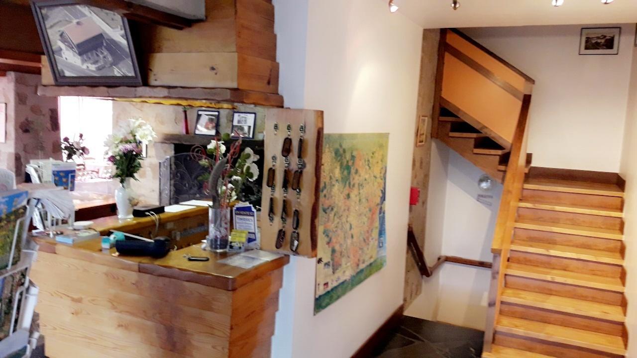 Hotel Le Chalet Sembadel エクステリア 写真
